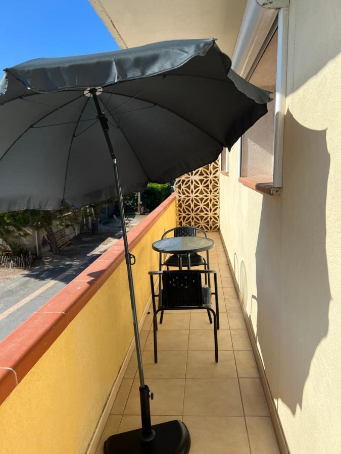 Plein Sud, Bel Appartement 20 Metres De La Plage La Capte Hyeres Exterior photo
